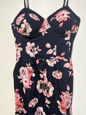 Like new Jumpsuit Navy/Pink floral. Band of Gypsies. size Small